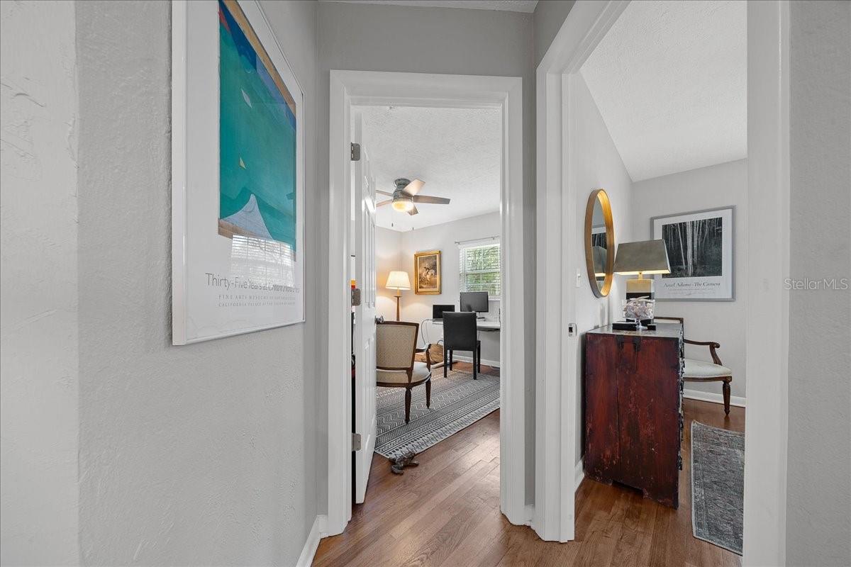 1228 NE 17TH TER