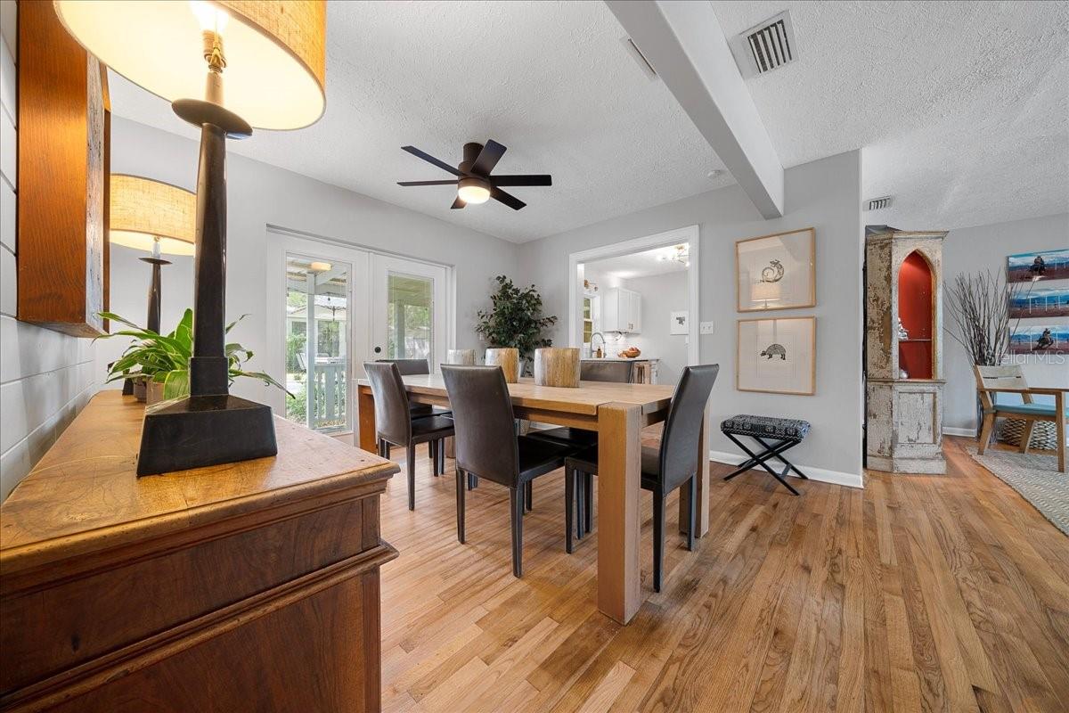 1228 NE 17TH TER