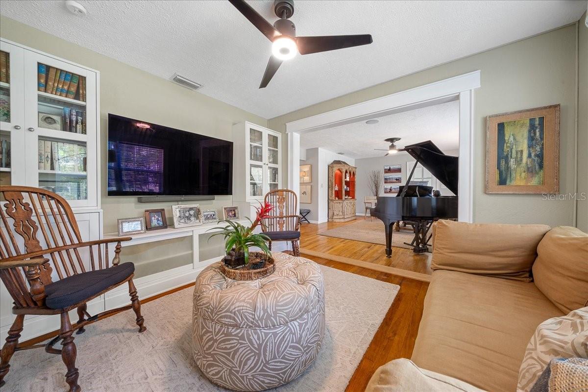 1228 NE 17TH TER
