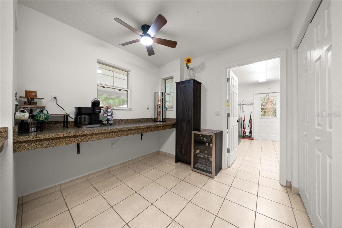 303 SE 29TH AVE