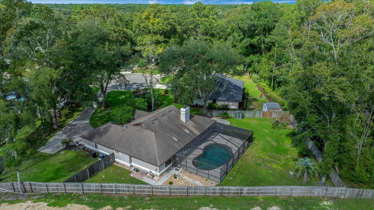 915 SW 82ND TER