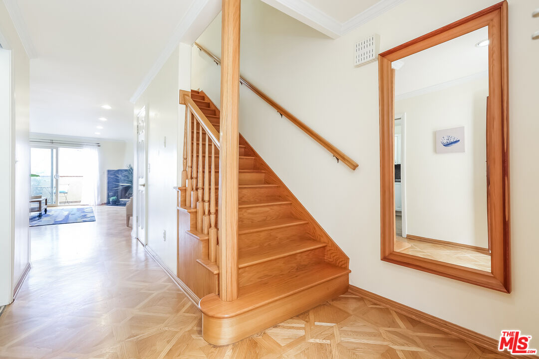 1133 15th St Unit: 2