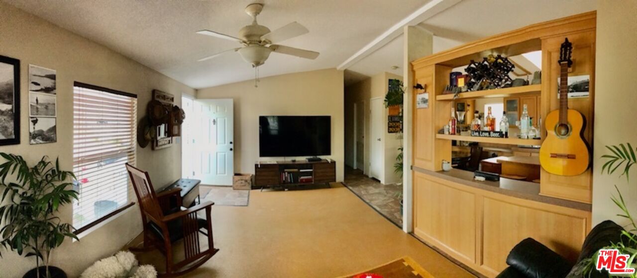 4042 El Roblar Rd