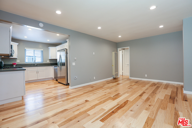 908 6TH ST Unit: 10