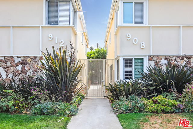908 6TH ST Unit: 10