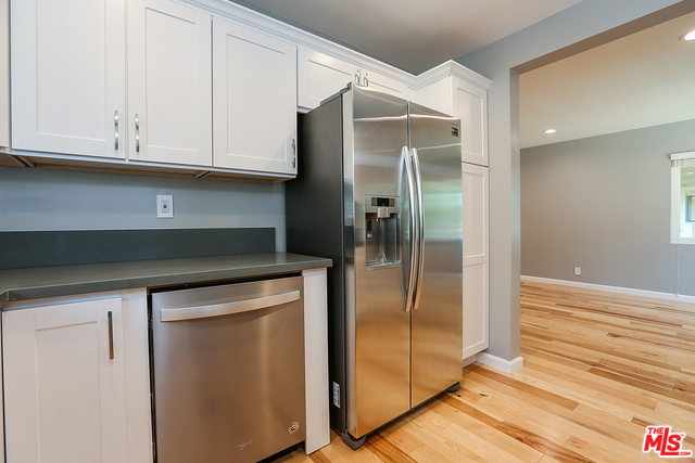 908 6TH ST Unit: 10