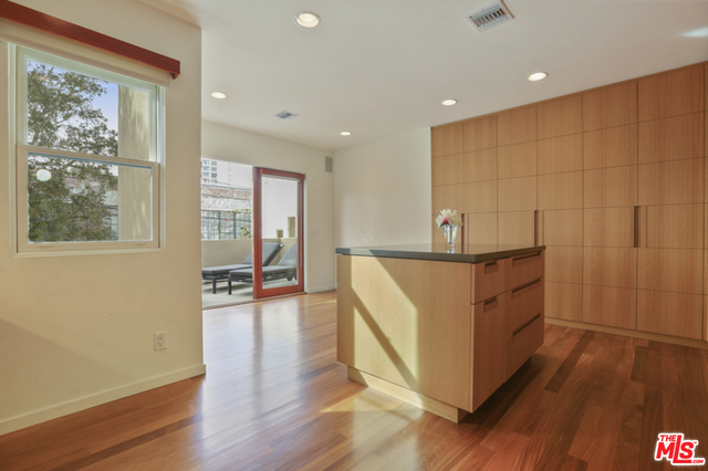 217 Ashland Ave