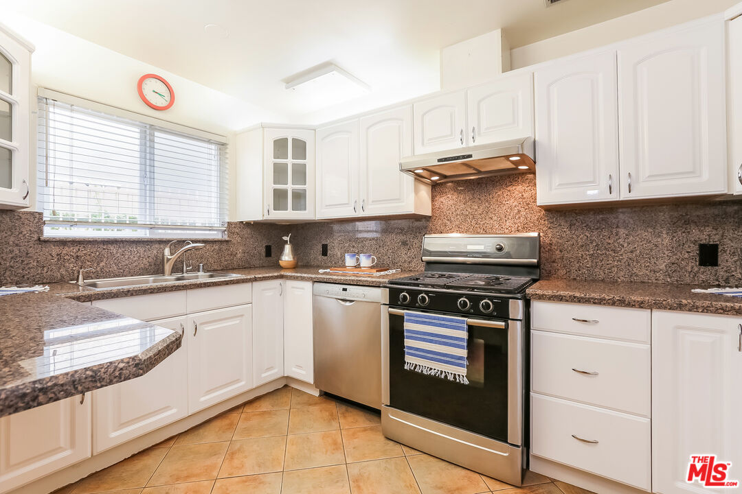 1133 15th St Unit: 2