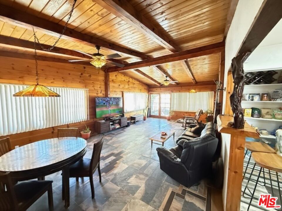 4006 Highway 33