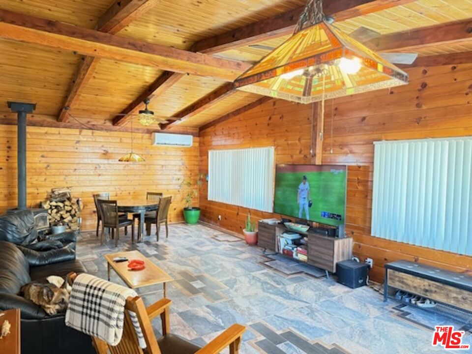 4006 Highway 33