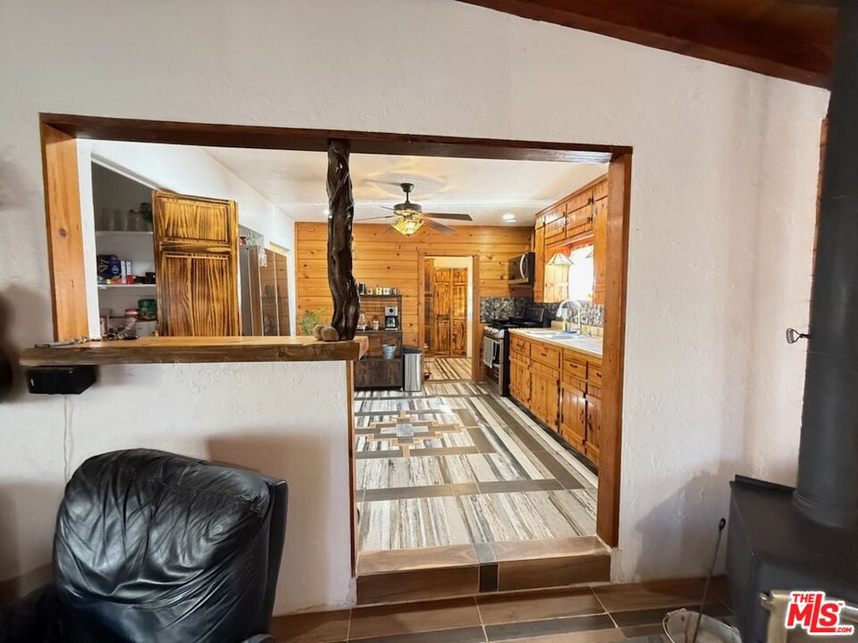 4006 Highway 33