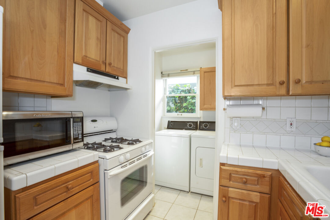 1033 9Th St Unit: 1033C
