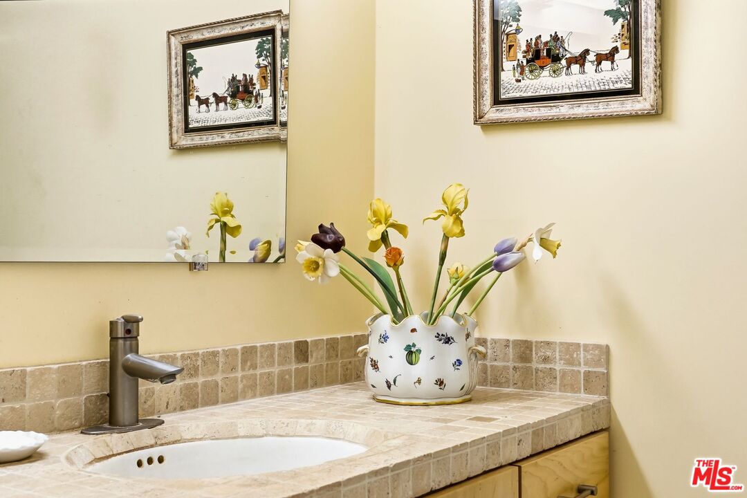 2115 3rd St Unit: 102