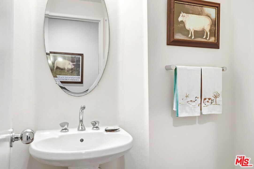 2115 3rd St Unit: 102