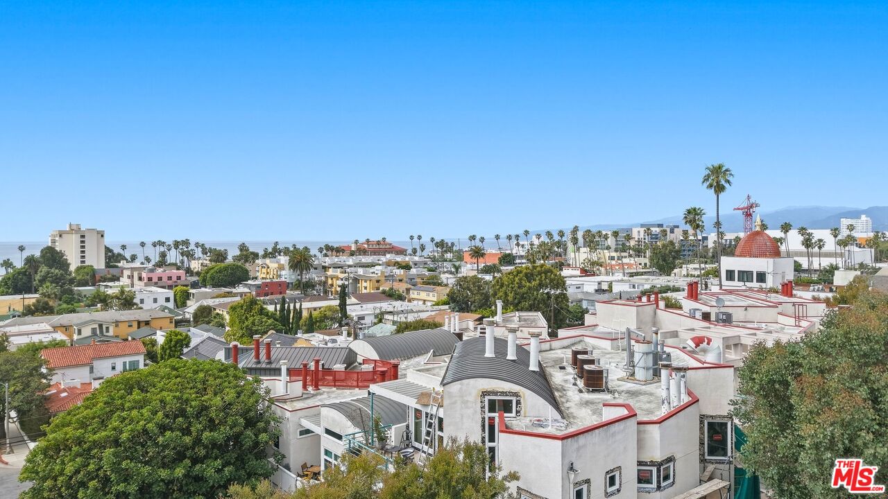 2115 3rd St Unit: 102