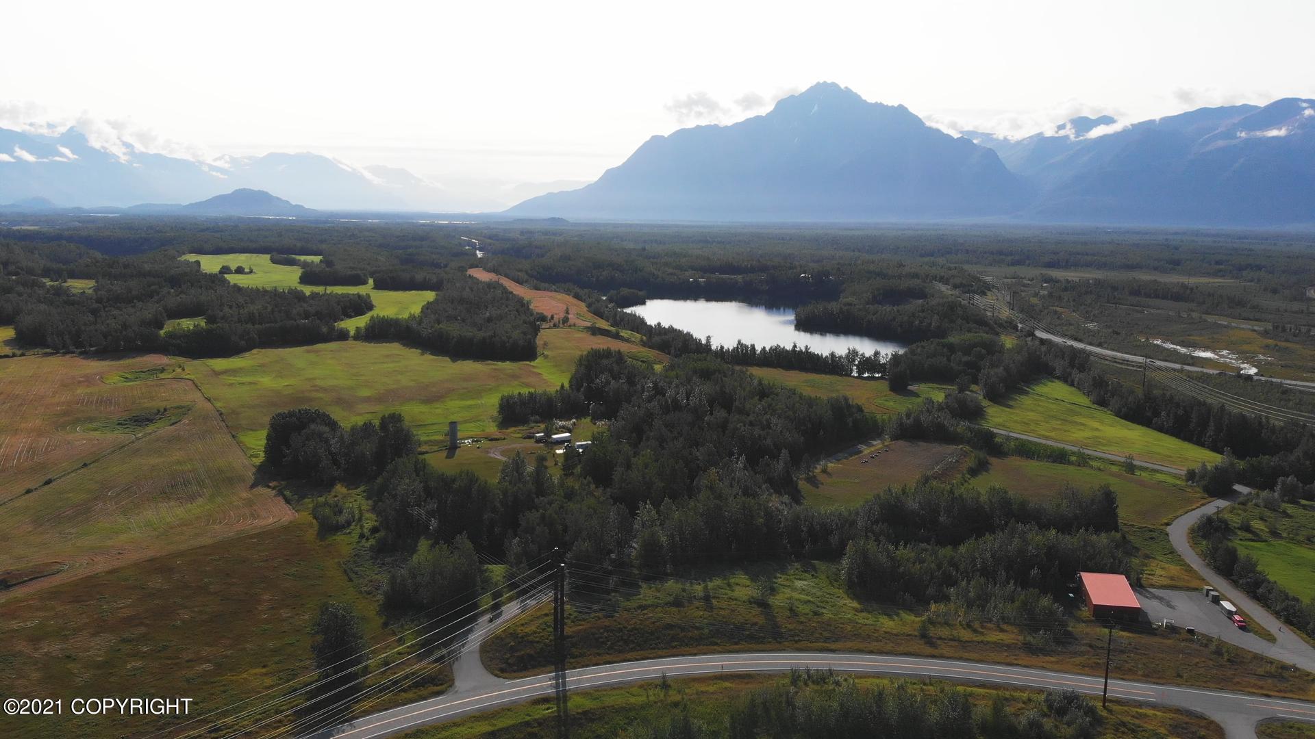 1983 S Woodworth Loop