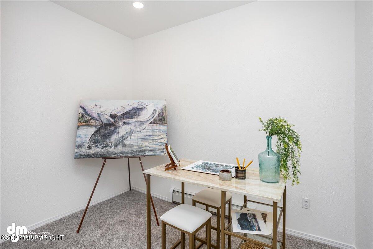 10385 W Lakeshore Drive