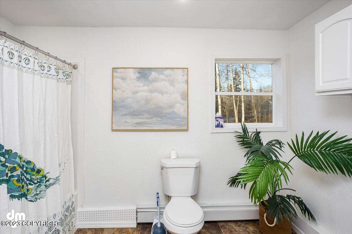 10385 W Lakeshore Drive