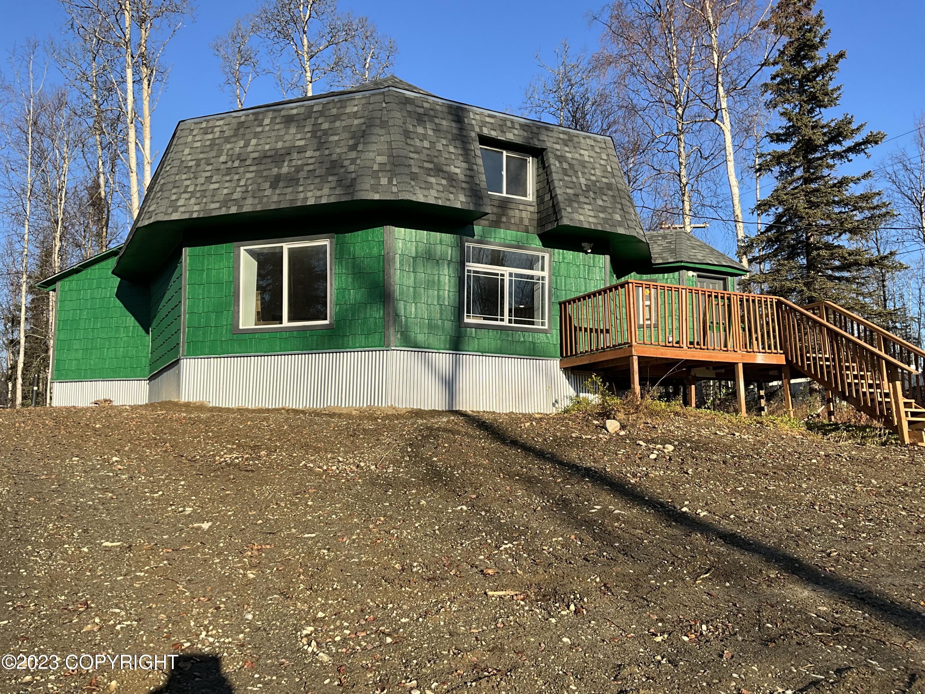 10385 W Lakeshore Drive