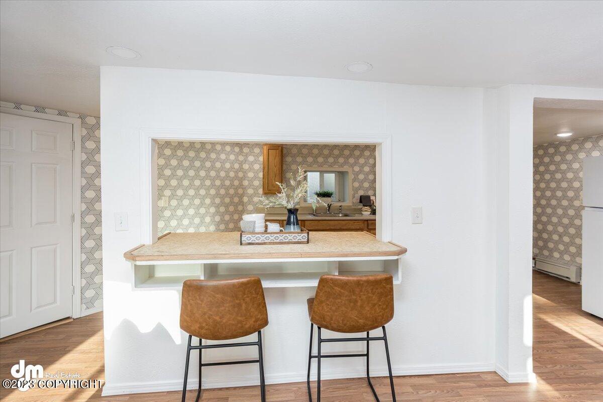 10385 W Lakeshore Drive