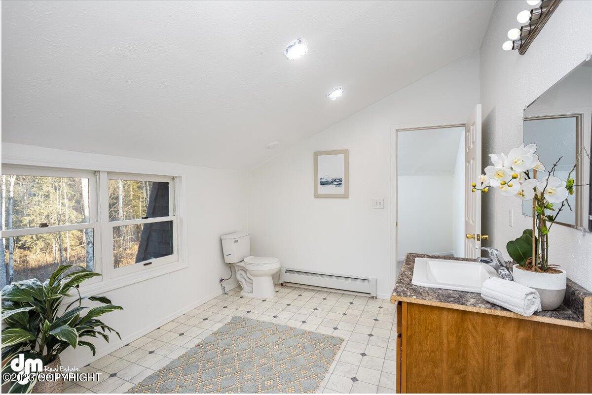 10385 W Lakeshore Drive