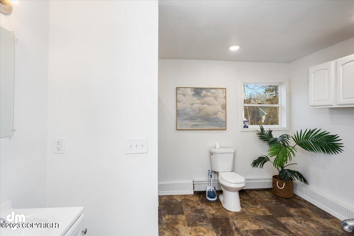 10385 W Lakeshore Drive