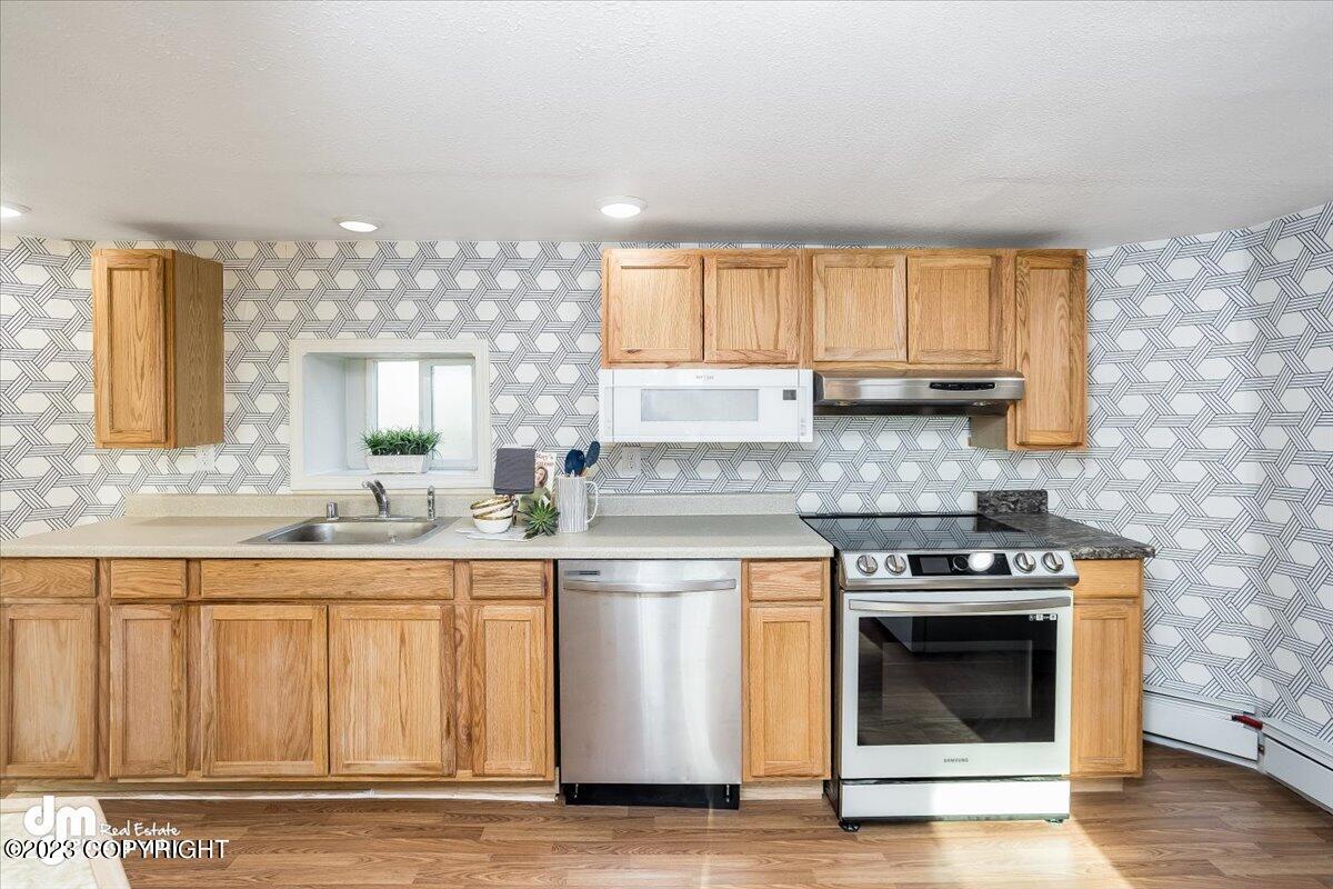 10385 W Lakeshore Drive