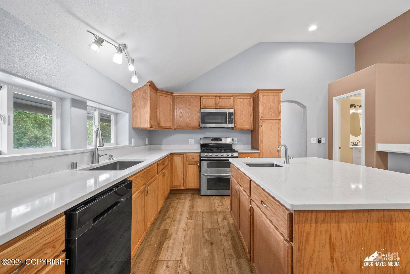 3751 E Carefree Drive