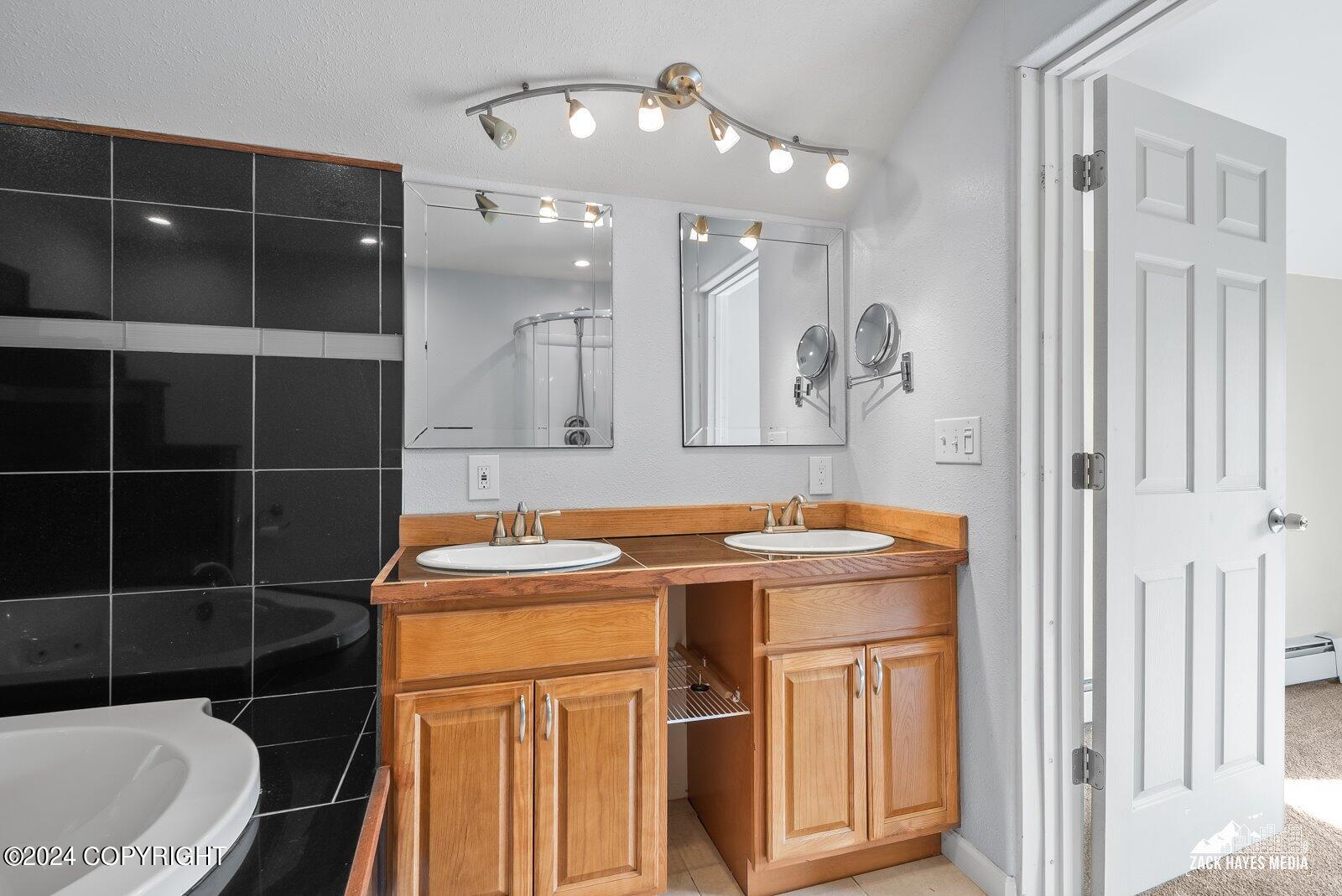 3751 E Carefree Drive