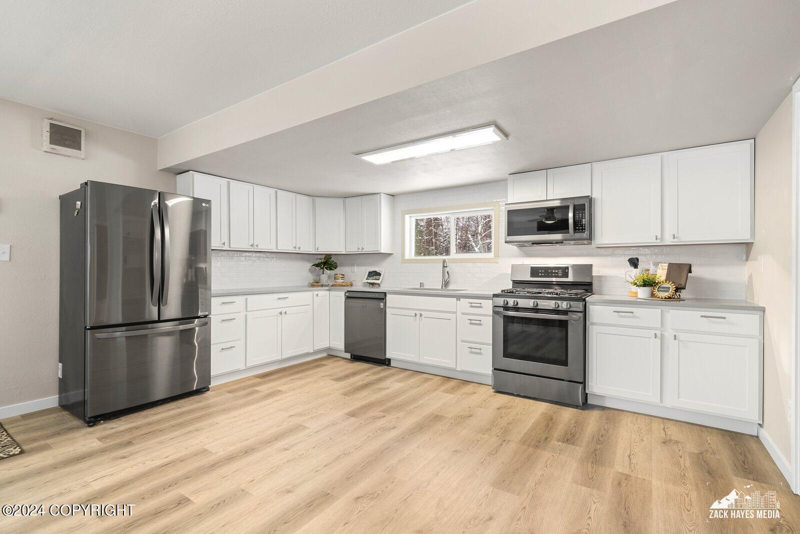 5451 W Greensward Drive