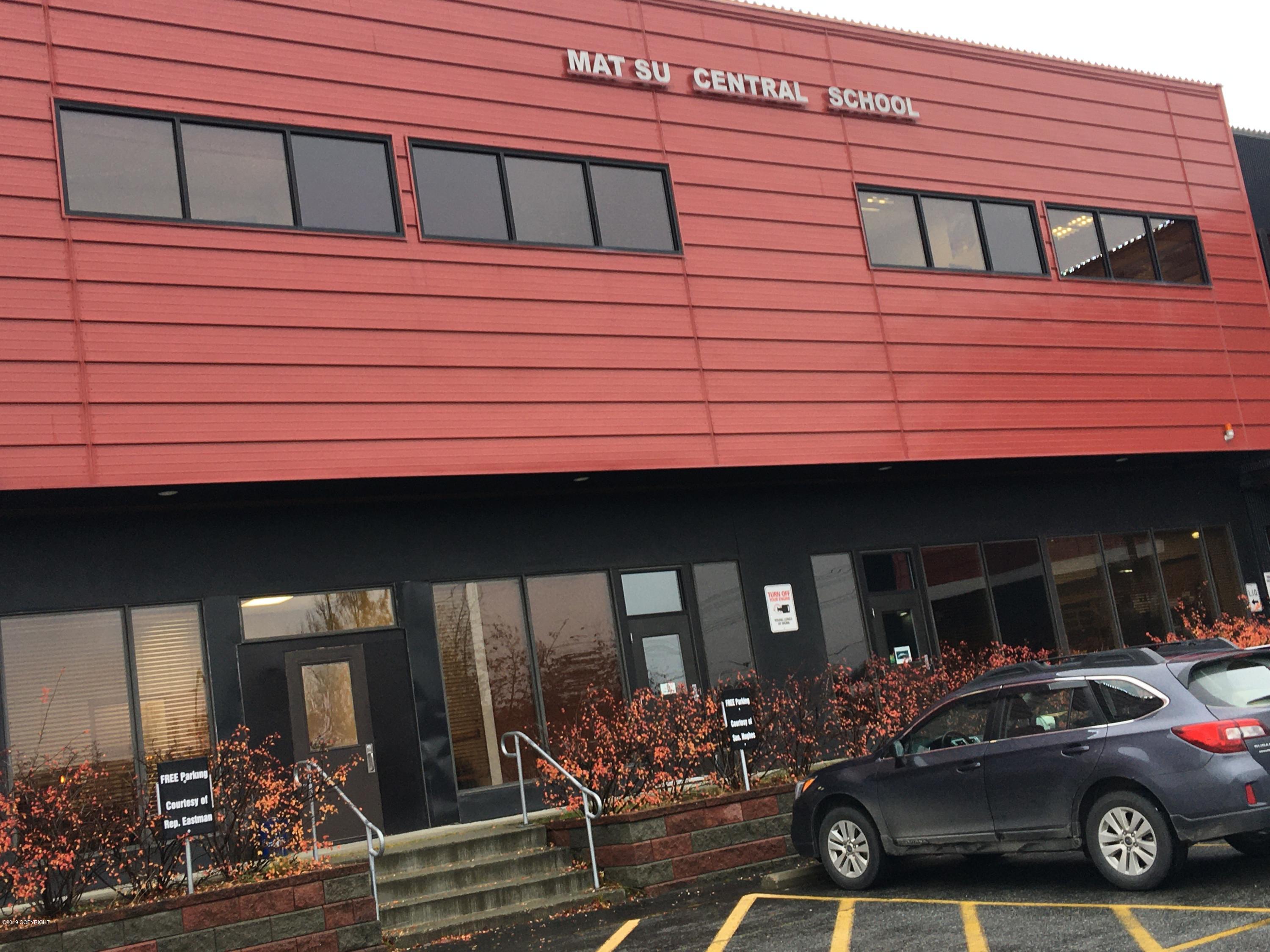 600 E Railroad Avenue