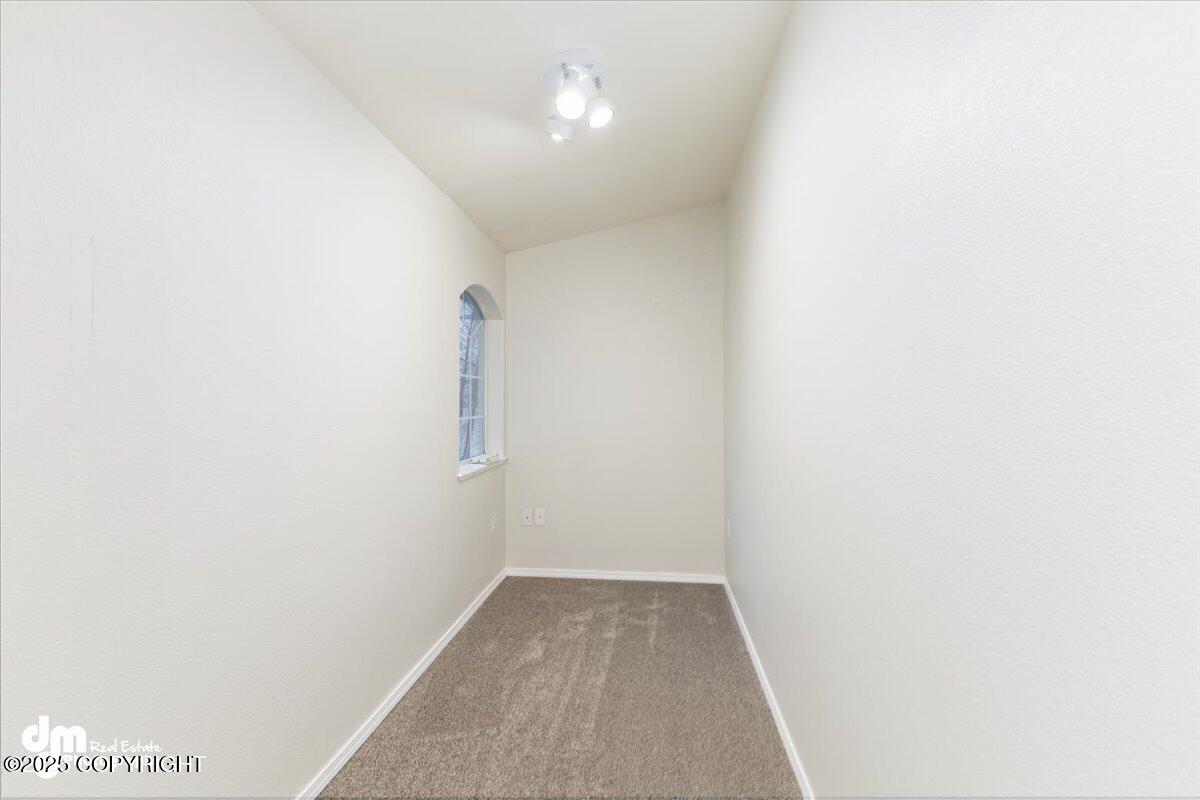 2180 N Monte Vista Drive