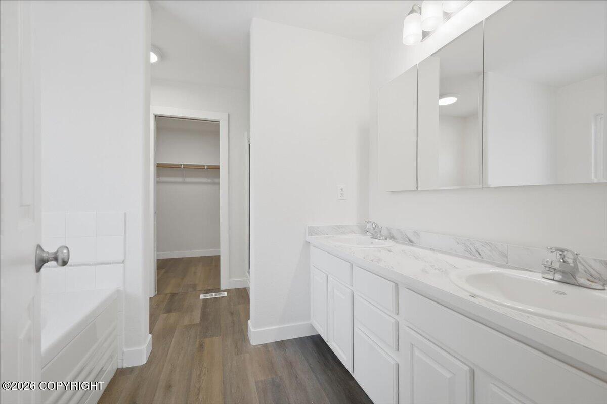 5190 S Westminter Court