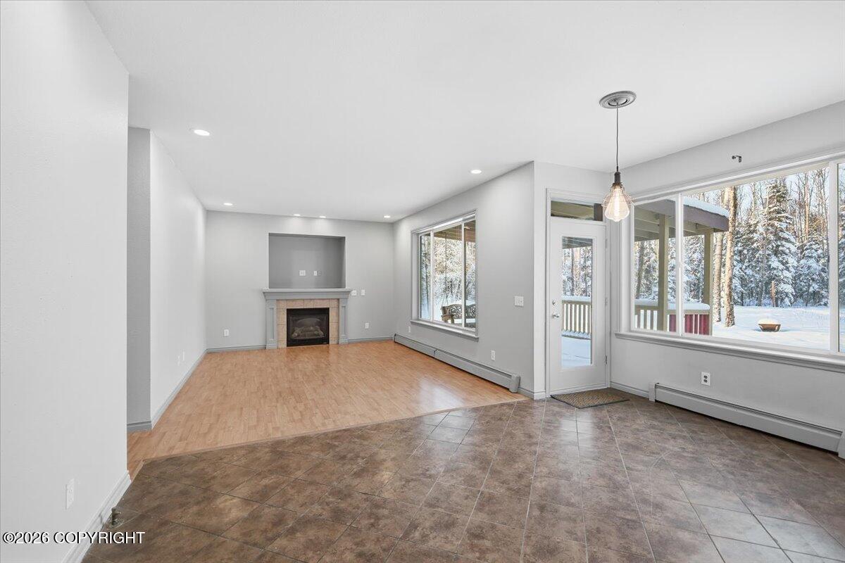 8440 S Yankee Circle