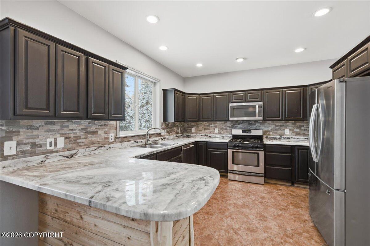 8440 S Yankee Circle