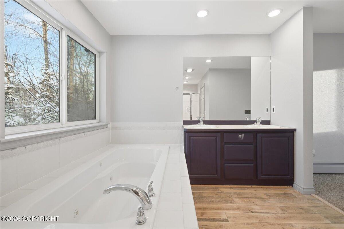 8440 S Yankee Circle