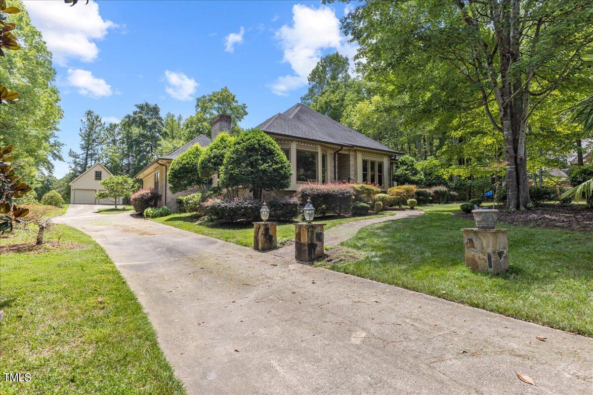 12204 Staunton Court