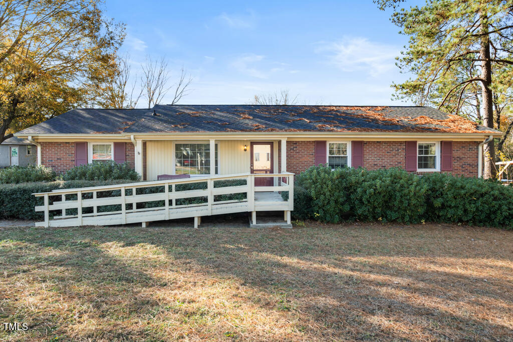 1605 Spring Drive