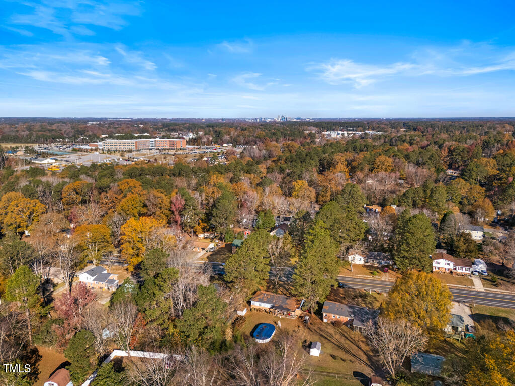 1605 Spring Drive