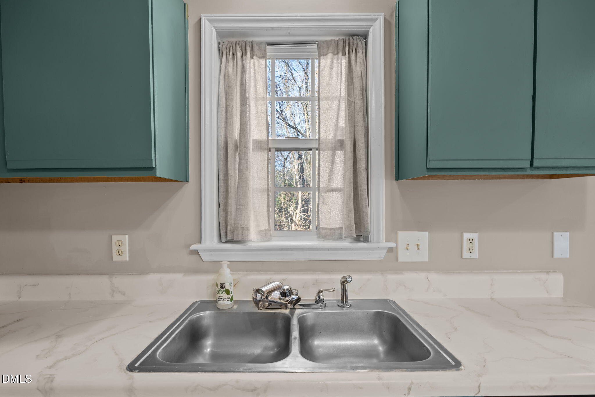 8225 Merriweather Circle