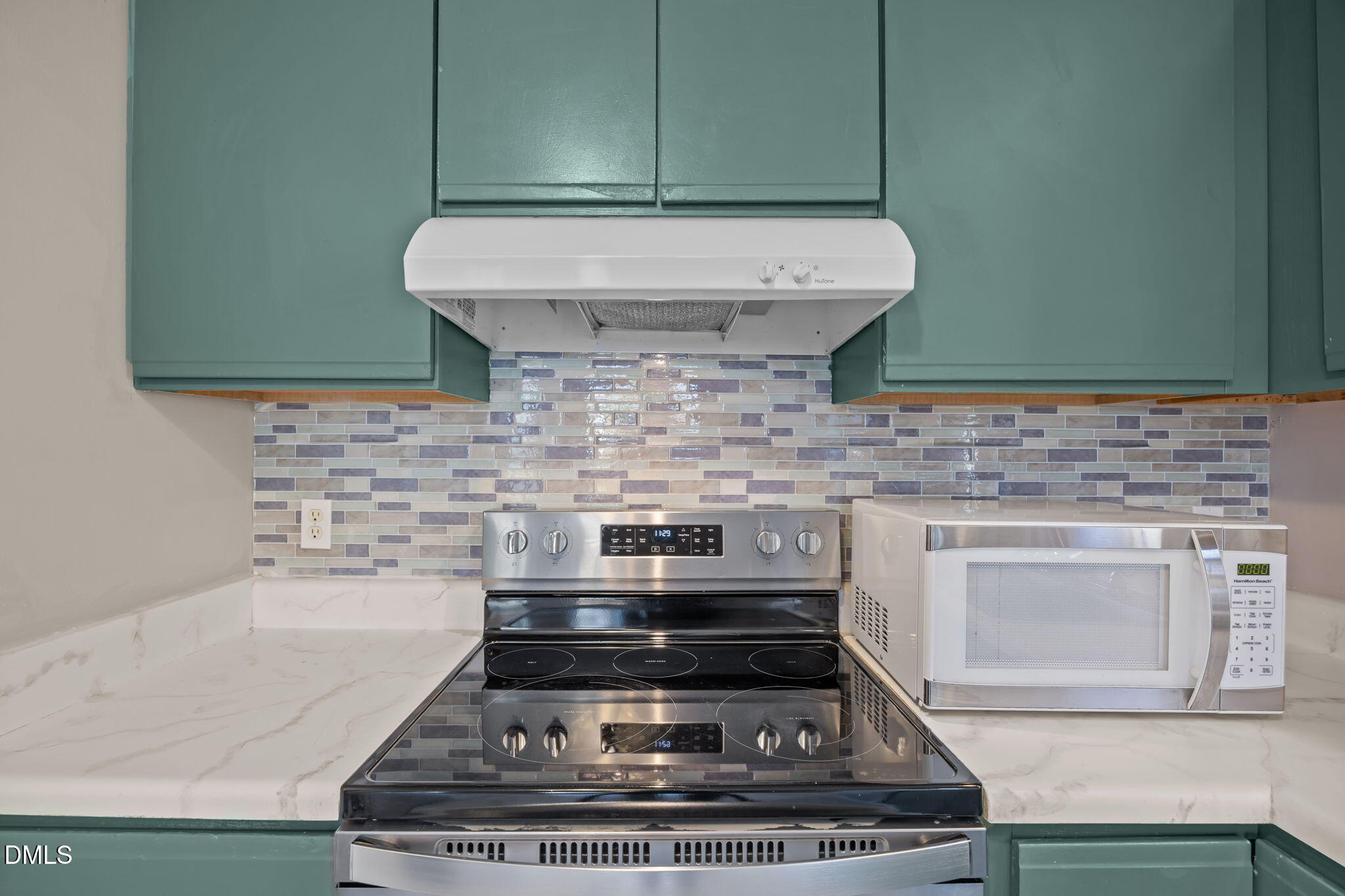 8225 Merriweather Circle