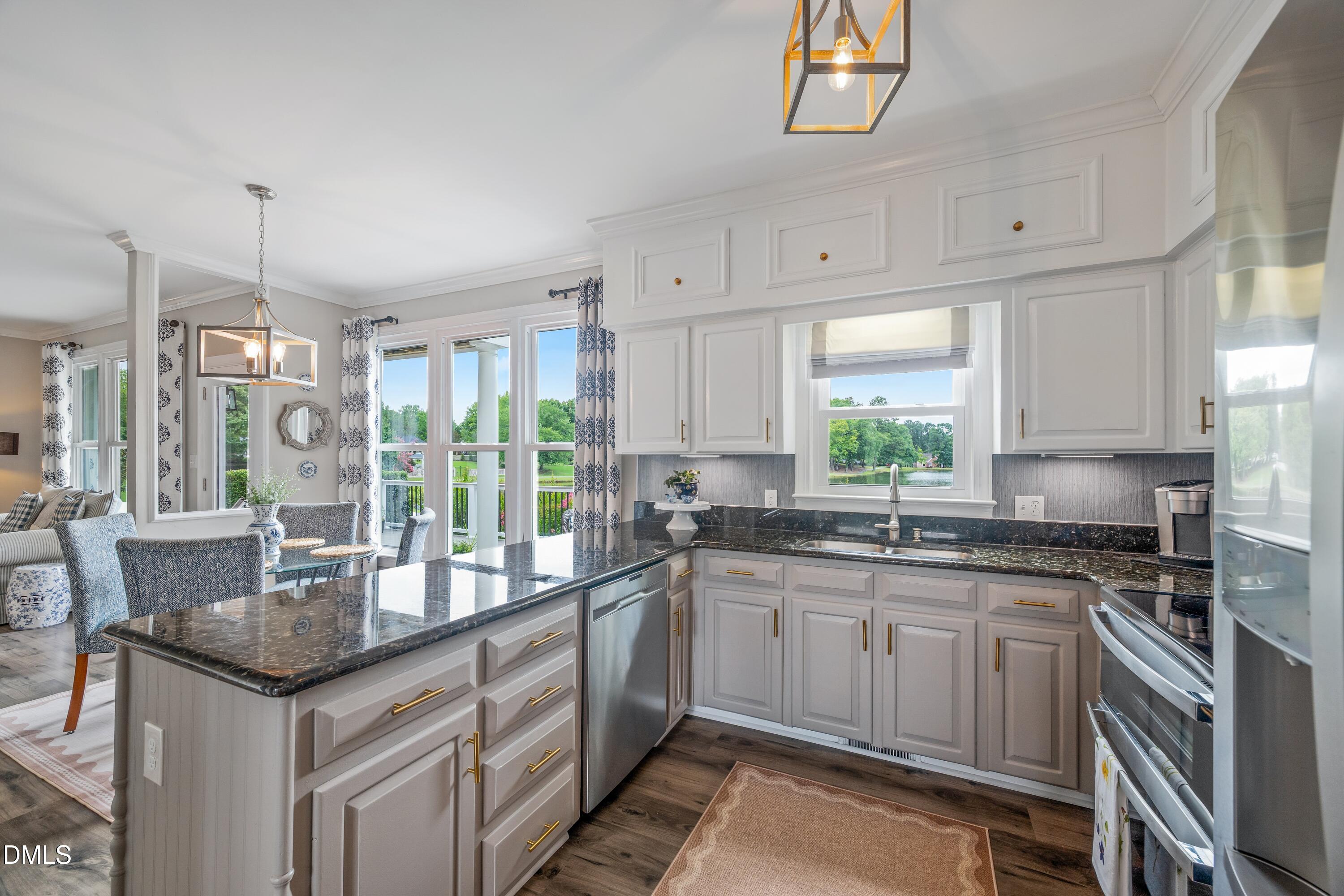 3412 Queen Ann Drive E