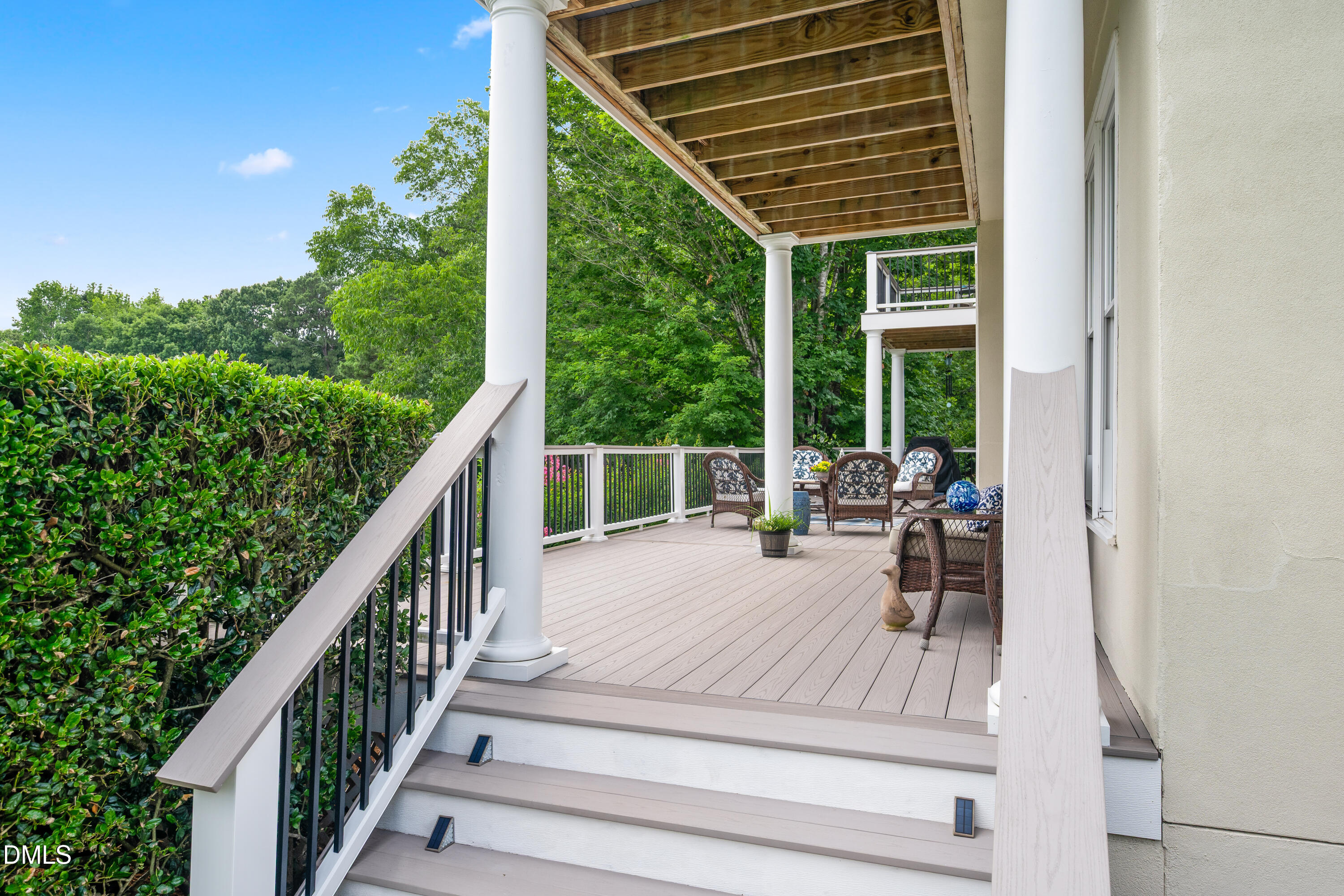 3412 Queen Ann Drive E