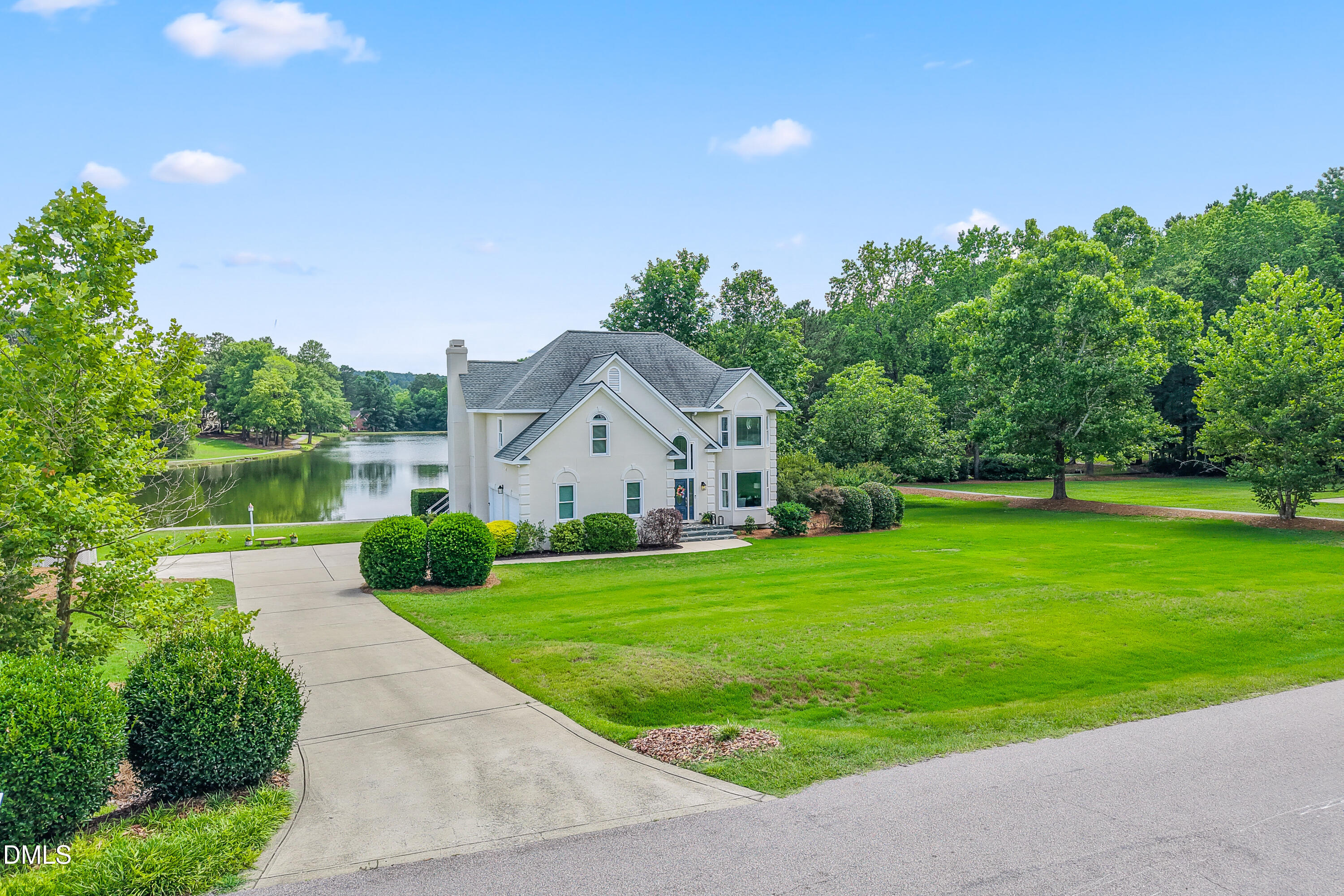 3412 Queen Ann Drive E