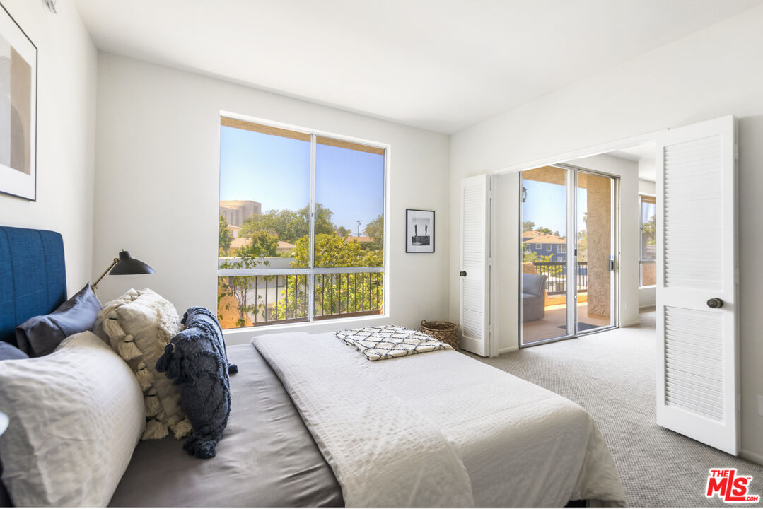 10671 Holman Ave Unit: 301