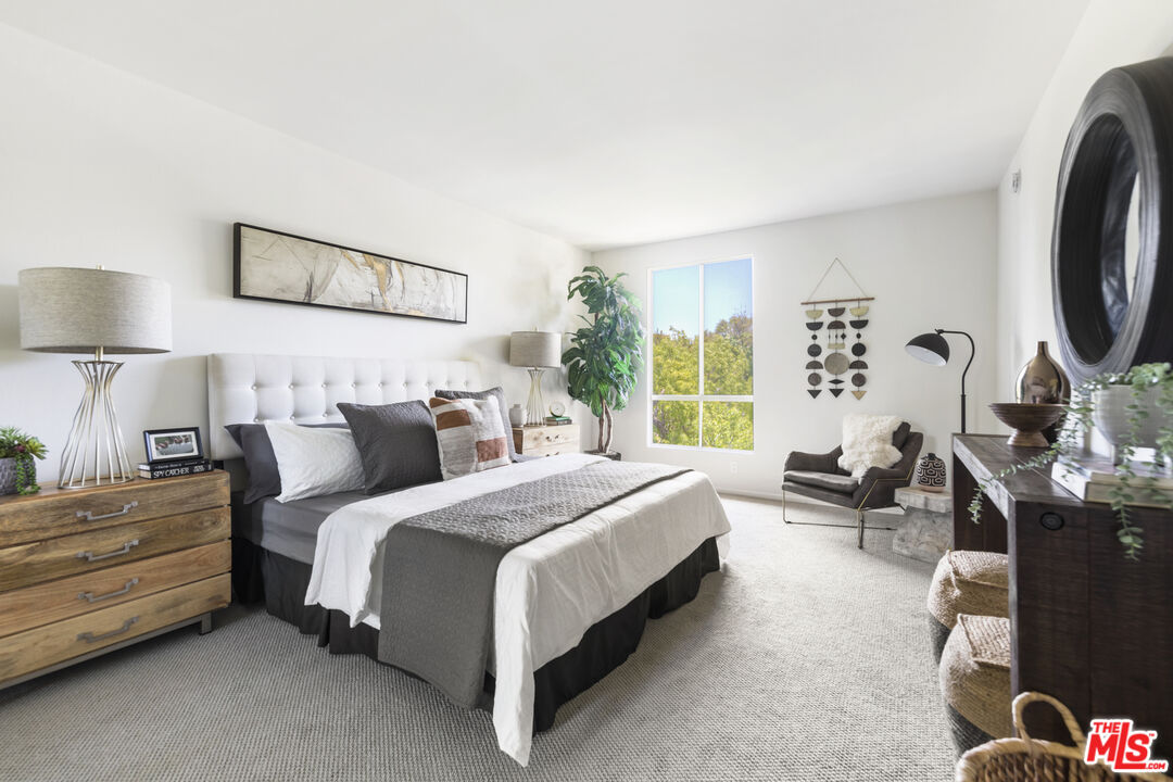 10671 Holman Ave Unit: 301