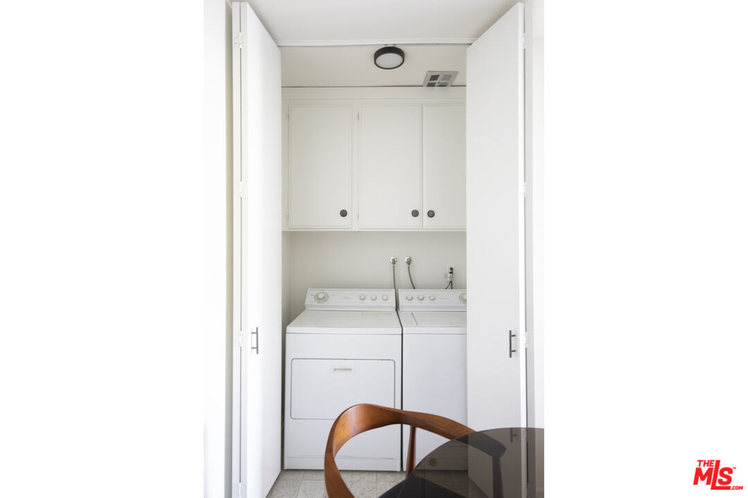 10671 Holman Ave Unit: 301