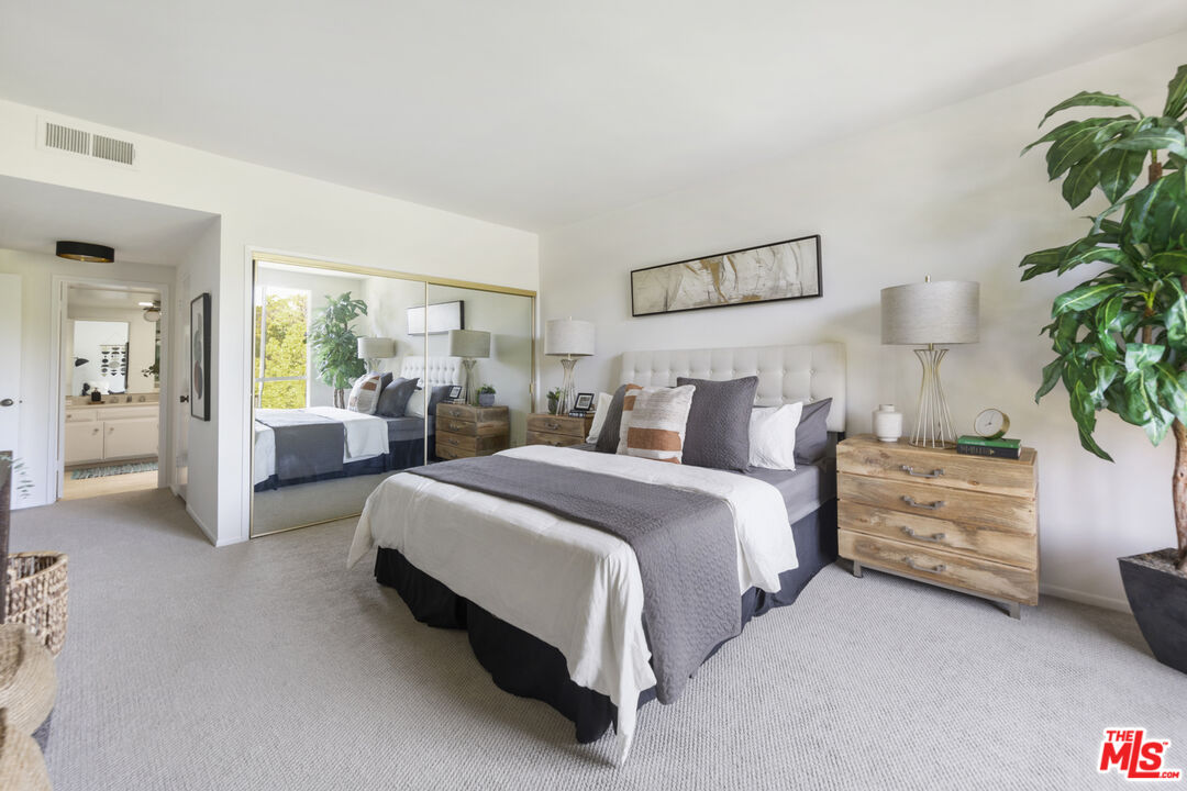 10671 Holman Ave Unit: 301