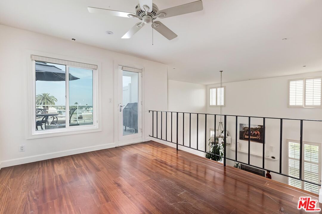 964 Hancock Ave Unit: 302
