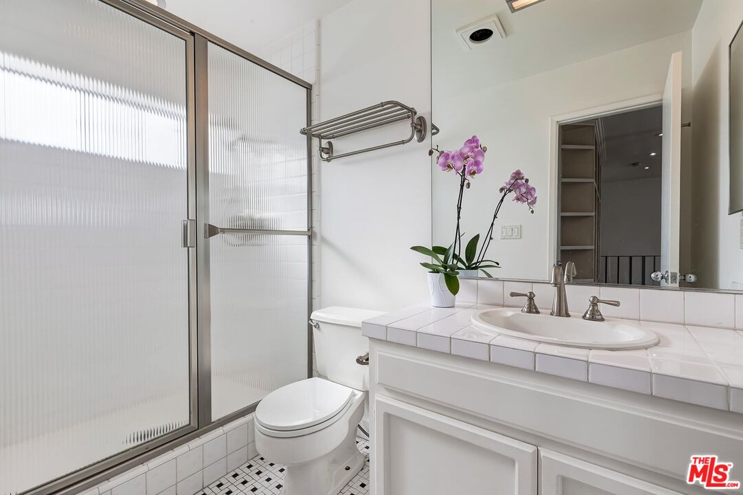 964 Hancock Ave Unit: 302